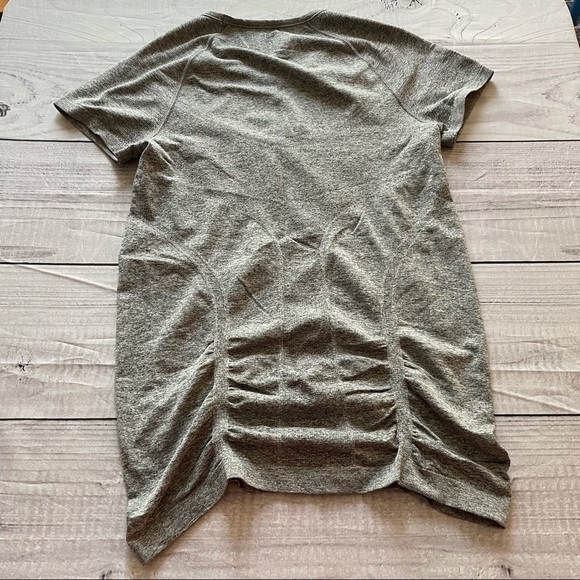 ✅2x Host Pick✅ Athleta Workout Top, Small - Picture 5 of 7